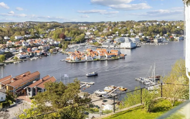 Leilighet med fantastisk utsikt - gratis parkering