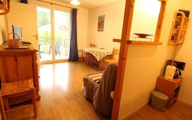 Appartement Bagnères-de-Luchon, 2 pièces, 4 personnes - FR-1-313-166
