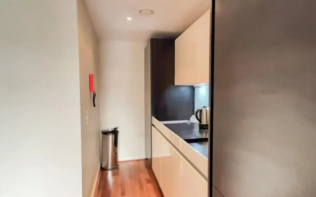 Moorgate Apartments by MySquare