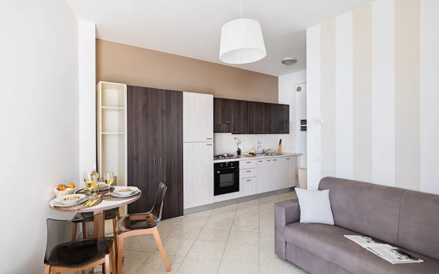 Residenza Miralago - 16 Domitilla - Locazione BK