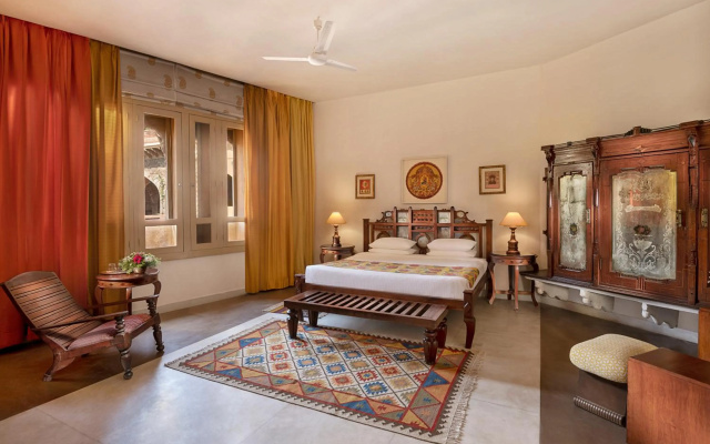 Neemrana Fort-Palace – Guest Rooms – Neemrana