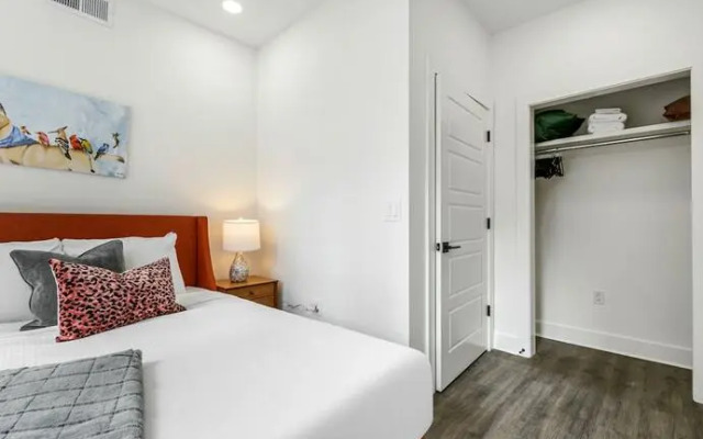 Chic 4BR Condo in California Building