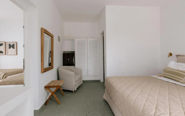 Pnoi Hotel