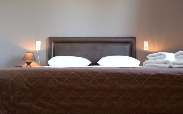 Cleopatra Hotel Horefto