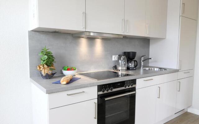 Andreas-Nielsen-Str. 12, W1