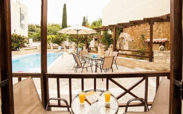 Amarandos Villa
