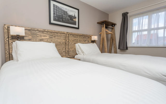 The Aviator, formerly Smugglers Cove, Clacton On Sea by Marston's Inns