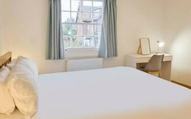 Host Stay New Street