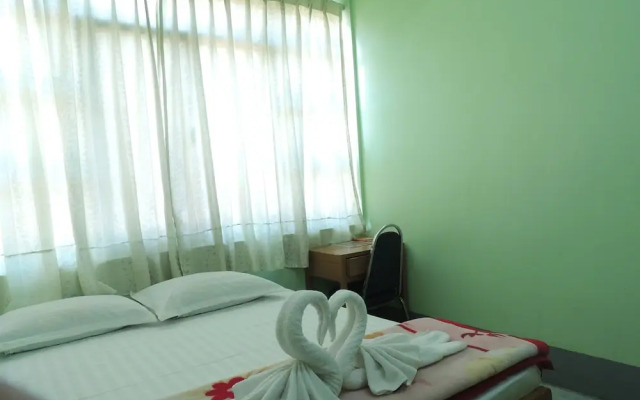 Nay Chi Linn Hotel
