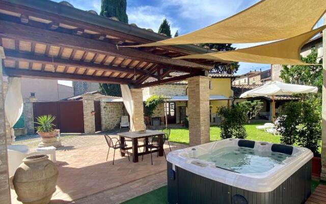 Il Cortile delle Rose Holiday House