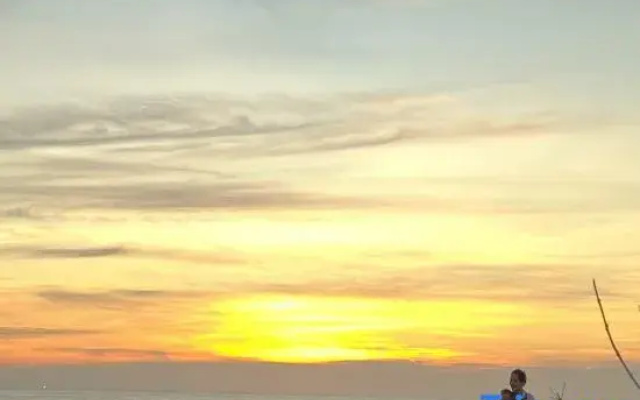 Island Sunset Hotel