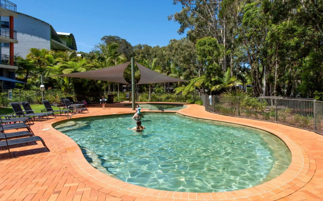 Flynns Beach Resort