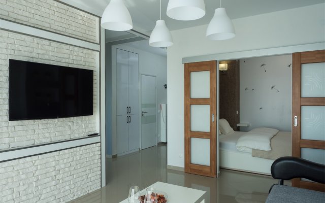 Apartamenty Cozy 39 Lake na Shakhmatnoy 2V