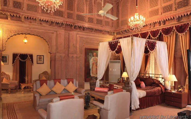 The Laxmi Niwas Palace