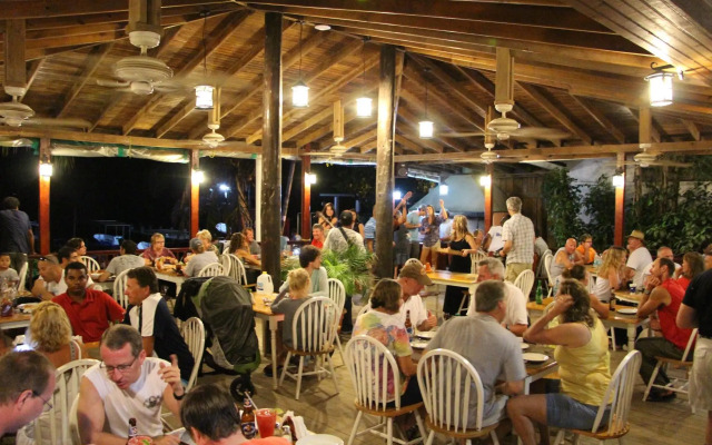 Splash Inn Dive Resort & Villas