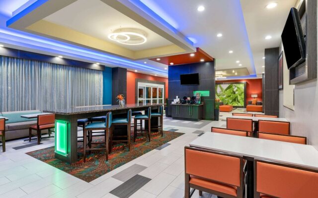 La Quinta Inn & Suites Muskogee