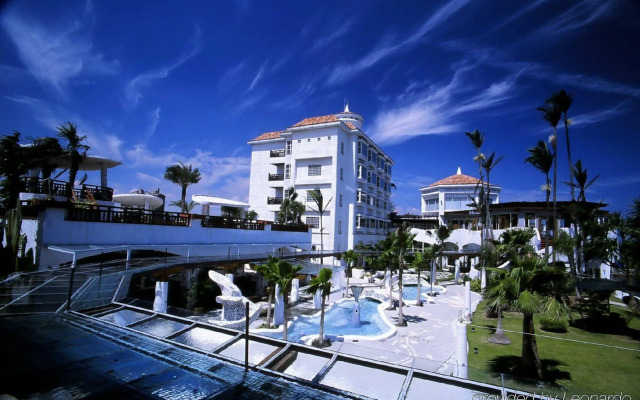 Shangrila Boutique Hotel