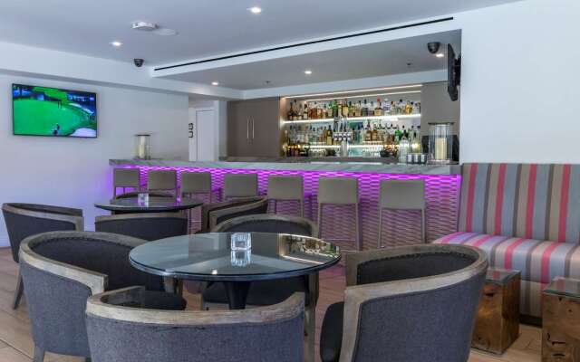 Best Western Plus Las Brisas Hotel
