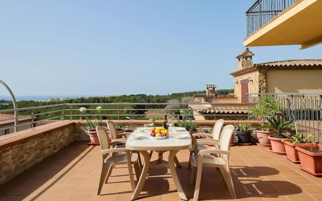 Marina in Blanes With 6 Bedrooms and 4 Bathrooms