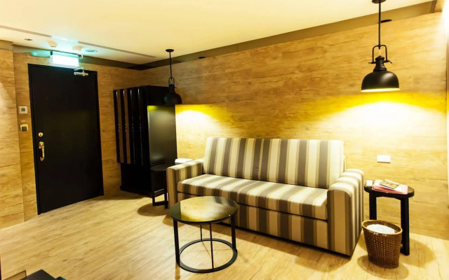 Lilai Travel - Lilia Motel