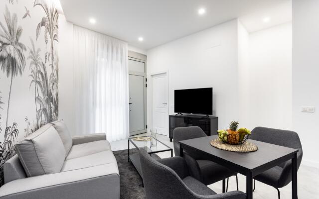 Home2Book Stunning Apartment Monterosso