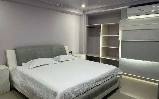 Jhonny Cay Collection Apartment