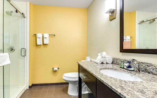 Sleep Inn & Suites West-Near Medical Center