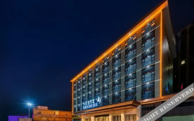 Rezen Yunman Hotel