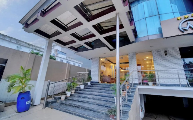 Hotel Clarks inn Near IGI Airport