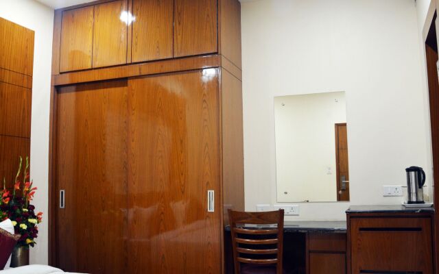 Trinity Corporate Suites