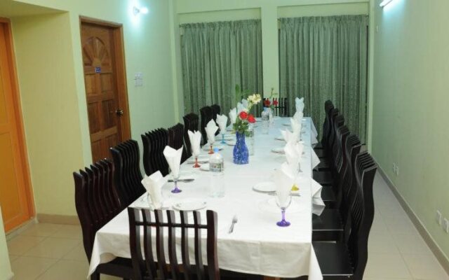 Platinum Hotel & Residence
