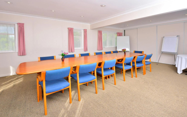 Manukau Hotel & Conference Centre