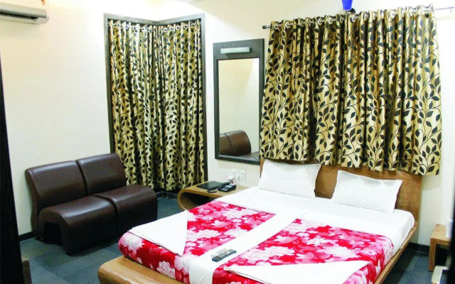 Shradha Saburi Palace Shirdi