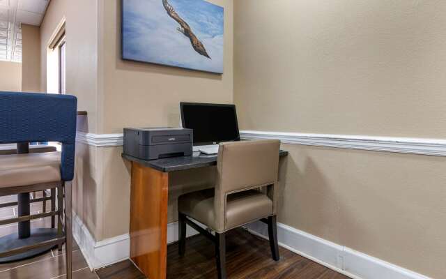 Comfort Inn & Suites Statesboro - University Area