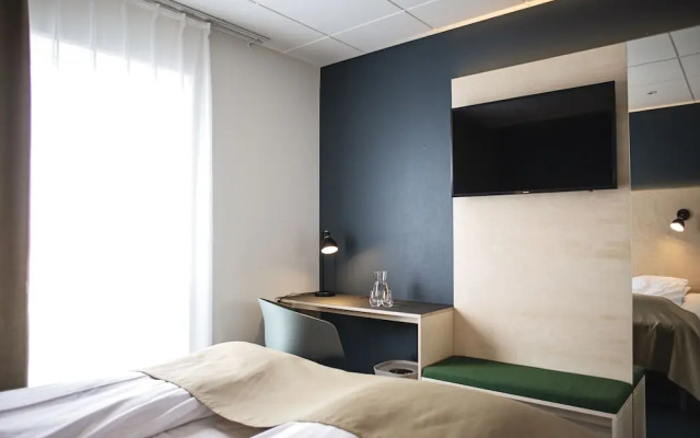 62N Hotel