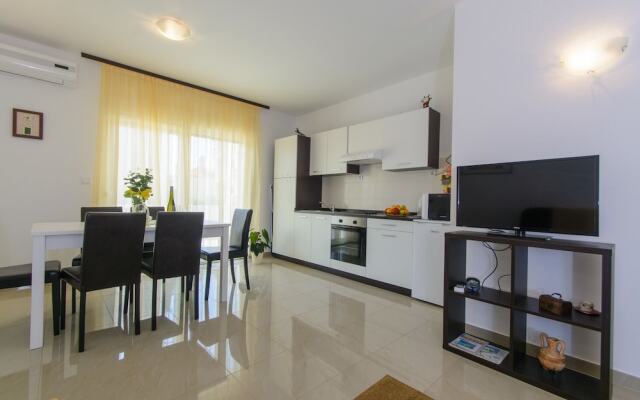 Apartment Center Trogir 1