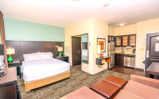 Staybridge Suites Houston IAH - Beltway 8, an IHG Hotel