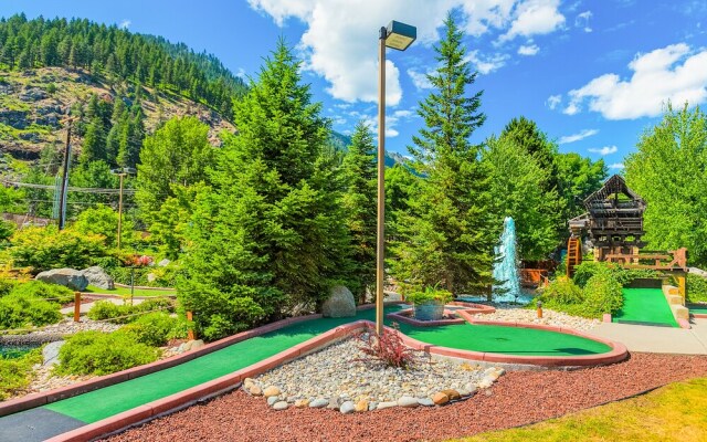 Snowstorm Studio on Icicle Village