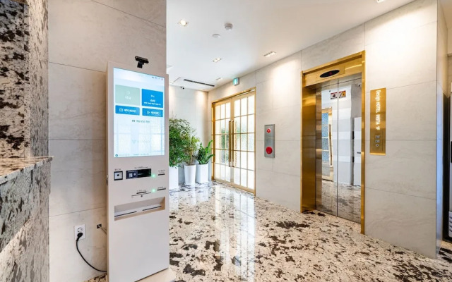 Hotel Insta Suwon