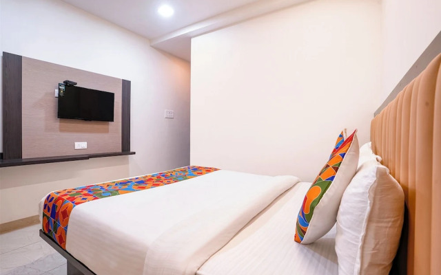 Fabhotel Sunshine Residency