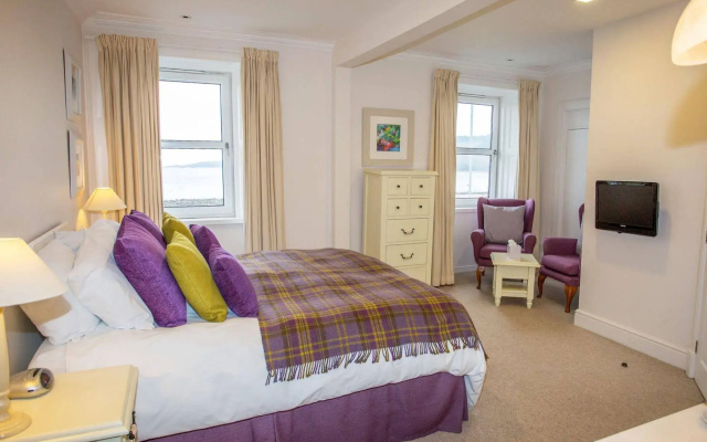 Glenisle Hotel