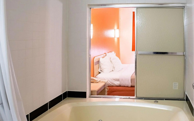 Motel 6 Seymour, IN - North