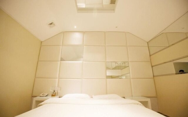 Jingyuan 128 Business Hotel