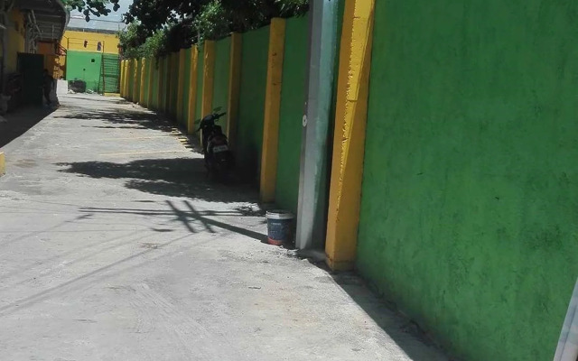 Meaco Royal Hotel - Tabaco