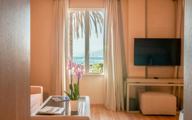 Miramare Suites