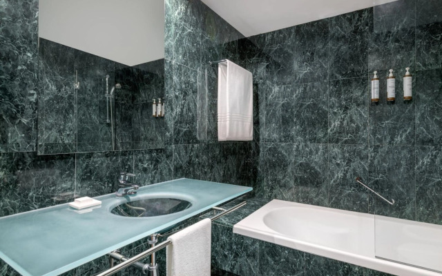 AC Hotel Sevilla Fórum by Marriott