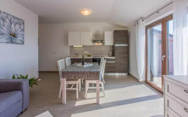 Apartment Anton RI 3 1 pax