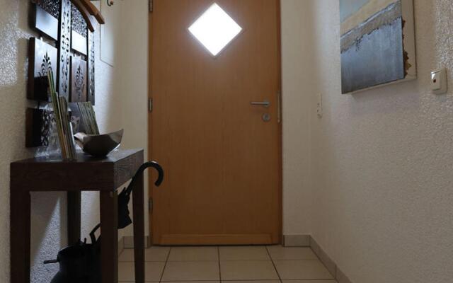 Pretty holiday apartment with an idyllic garden in Daun