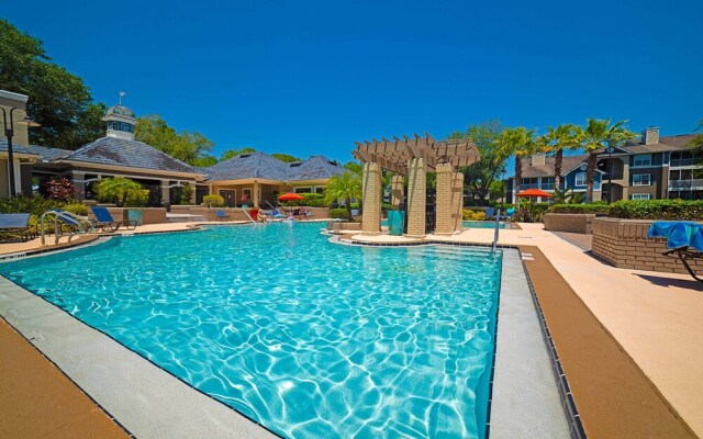 Convenient Apartments to Golf & Beaches by Frontdesk
