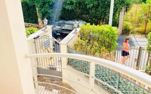 Sabaudia Charme Apartment